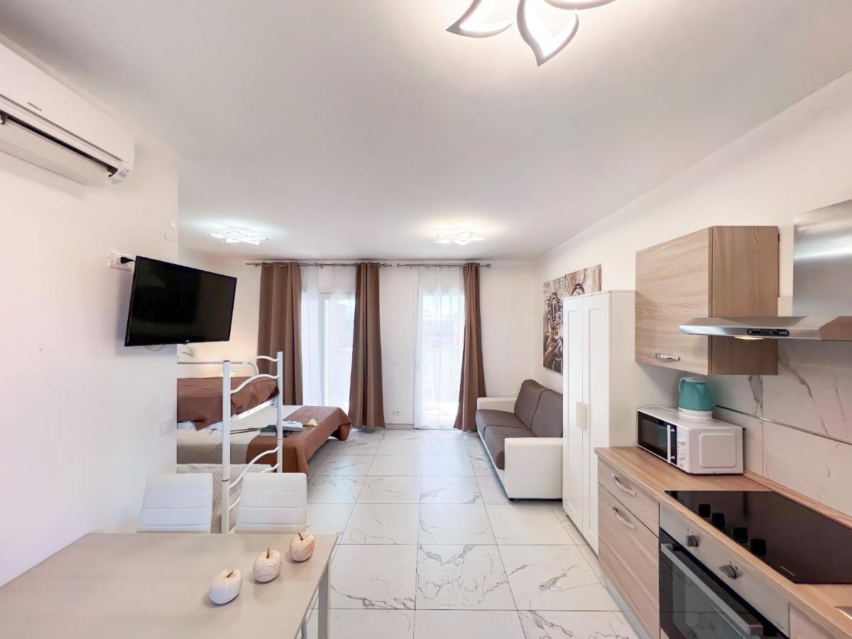 Zeus Apartman Bibione Kültér fotó