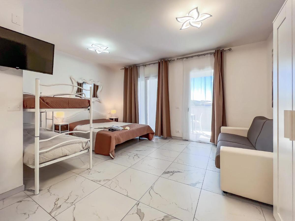 Zeus Apartman Bibione Kültér fotó