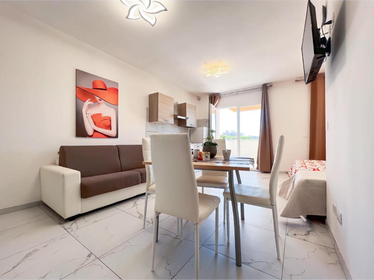 Zeus Apartman Bibione Kültér fotó